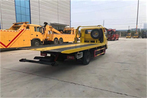 新兴非事故拖车